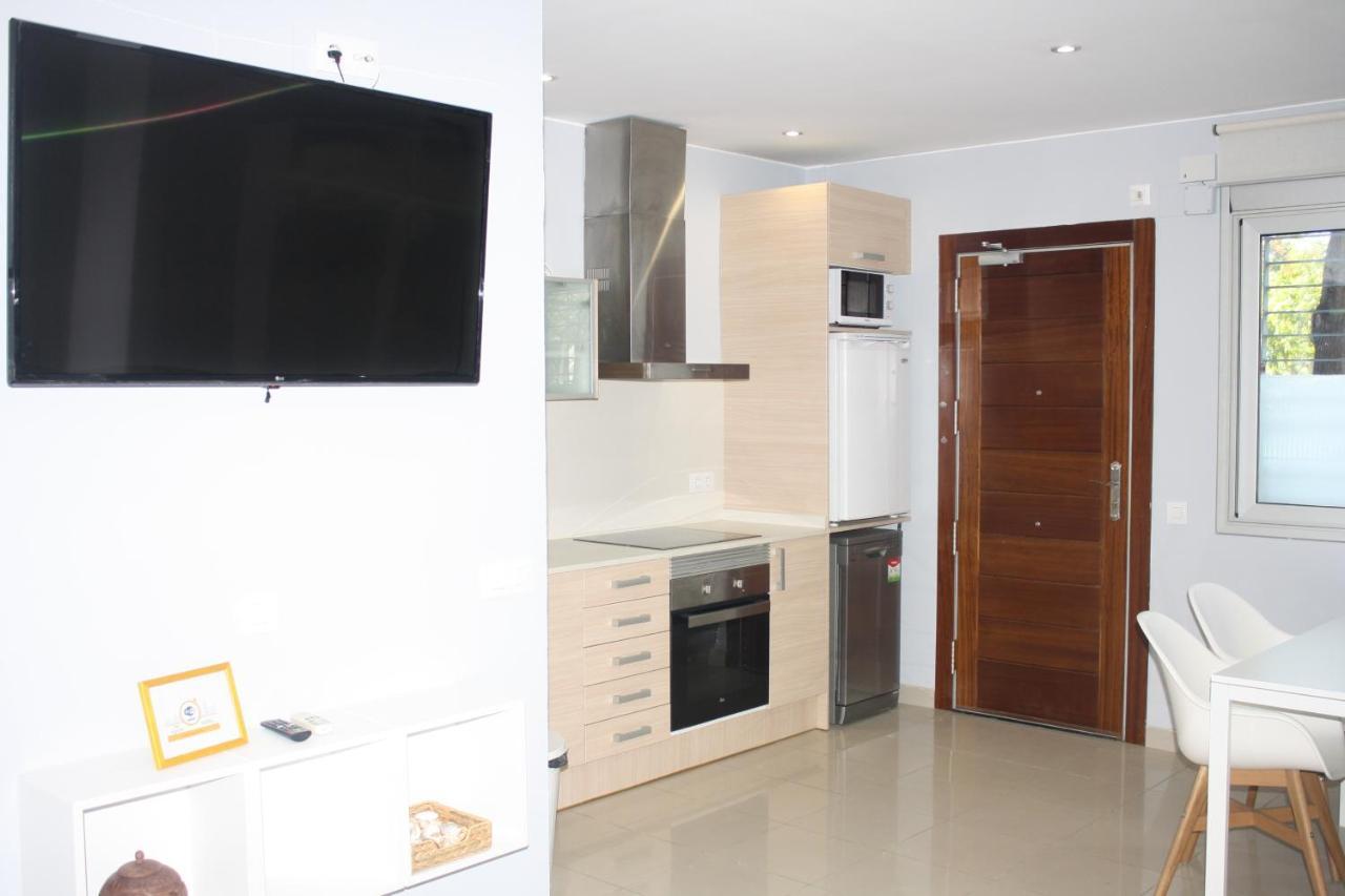 Alguera Hola Apartments Barcelona Exterior photo