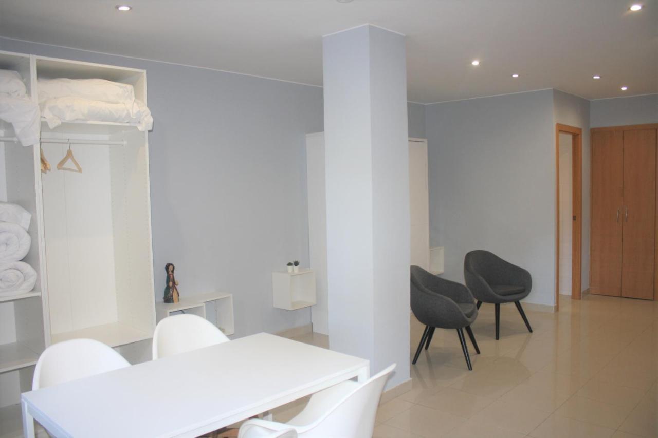 Alguera Hola Apartments Barcelona Exterior photo