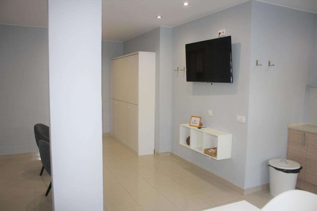 Alguera Hola Apartments Barcelona Exterior photo
