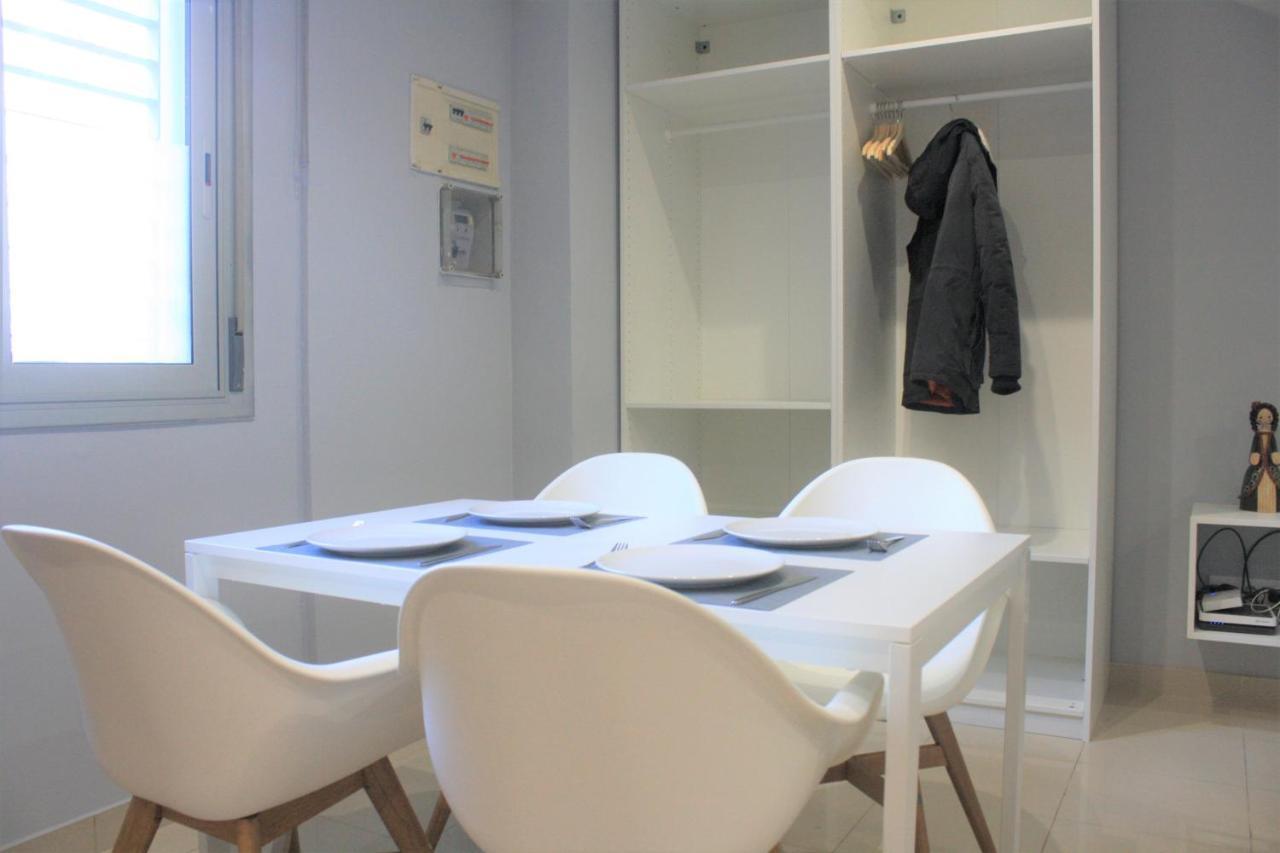 Alguera Hola Apartments Barcelona Exterior photo